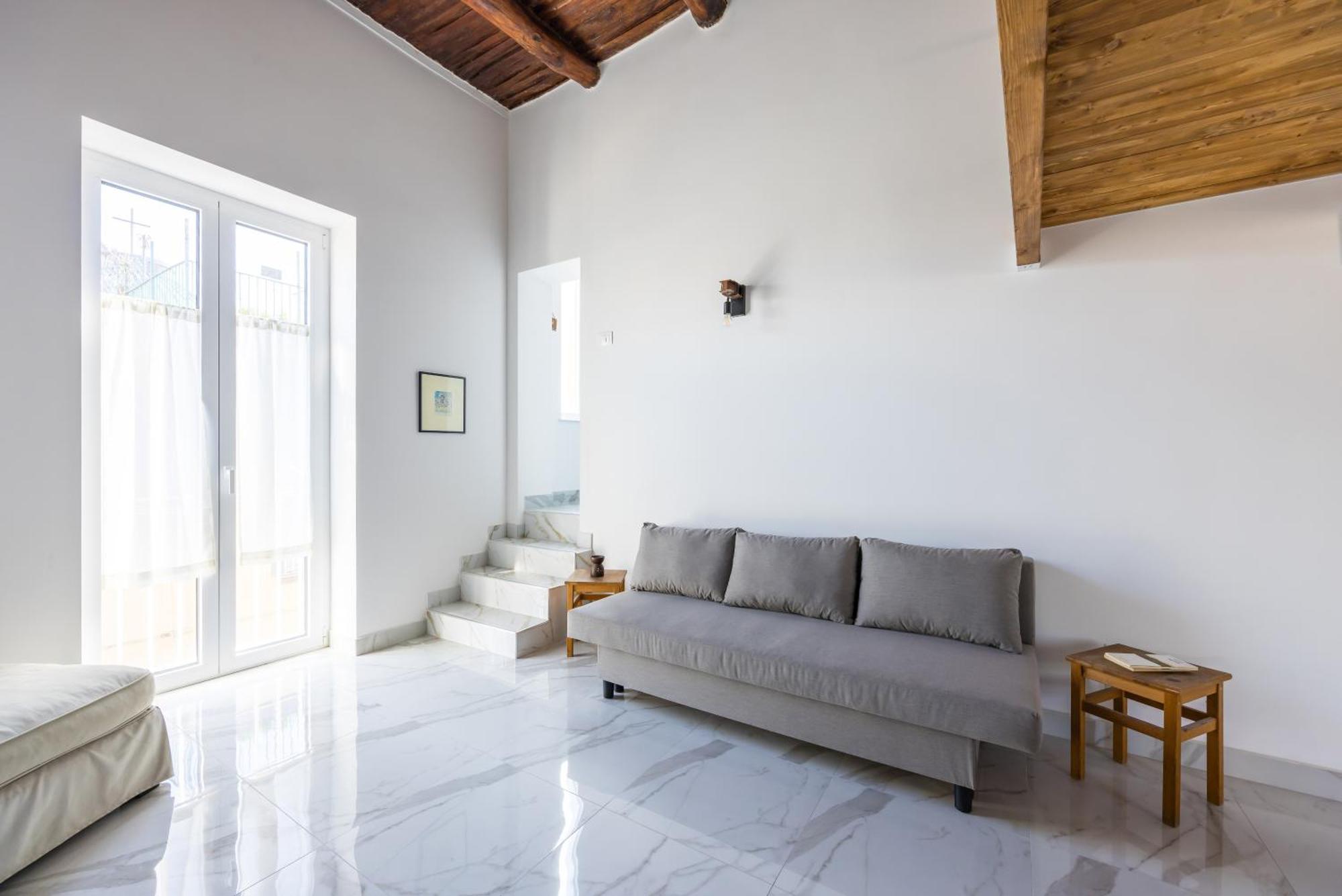 Carrozzieri Nest At Historical Center Apartment Naples Exterior photo