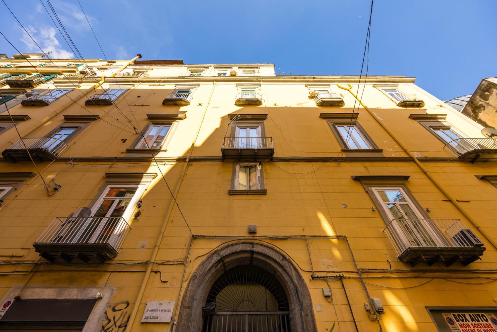 Carrozzieri Nest At Historical Center Apartment Naples Exterior photo